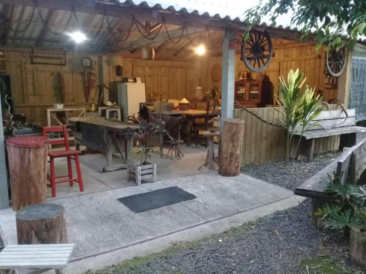 Hotel Sítio Vô Inácio - casa inteira Torres Esterno foto